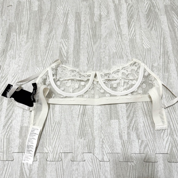 NWT Nasty Gal Sheer Bralette - Picture 5 of 10